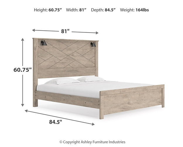 Senniberg King Panel Bed with Mirrored Dresser and Chest